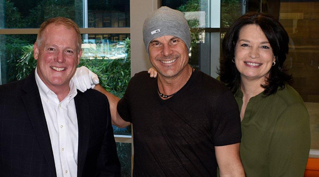 Peter Linek PPA President and CEO Pay Special Visit to Peter Lik’s Studio | LIK